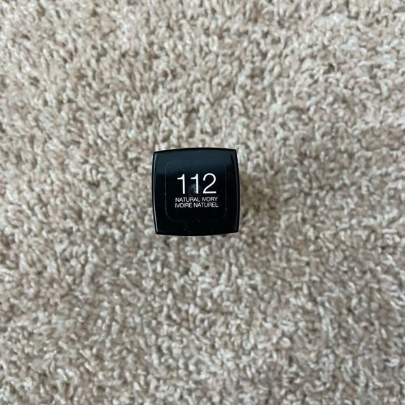 Maybelline FitMe Foundation - Natural Ivory - Picture 2 of 2